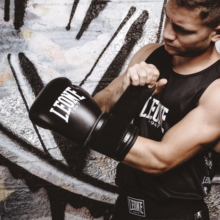 Excellent quality and novel trends - Leone 1947® North America AMBASSADOR  BOXING GLOVES