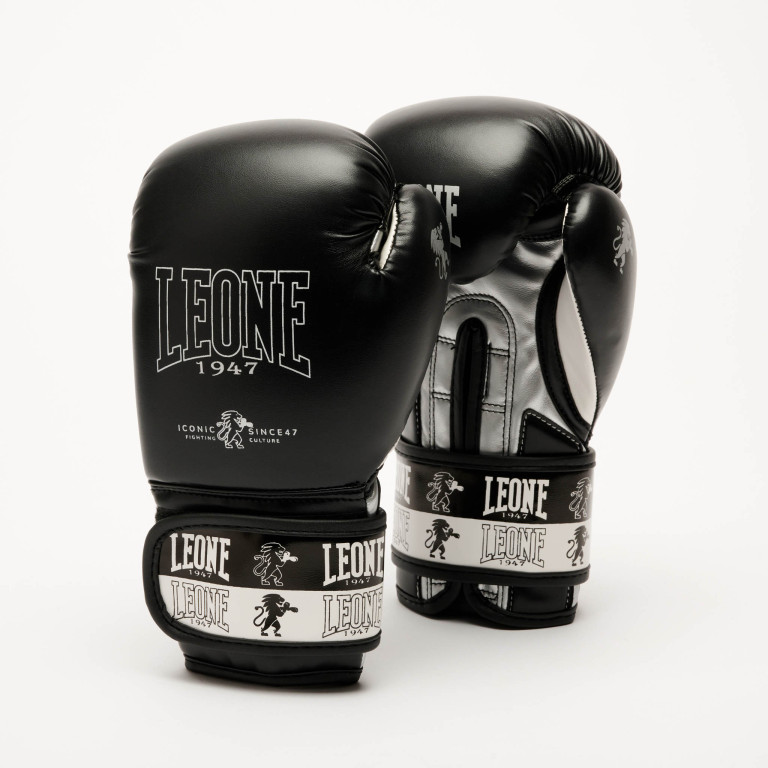 ICONIC BOXING GLOVES