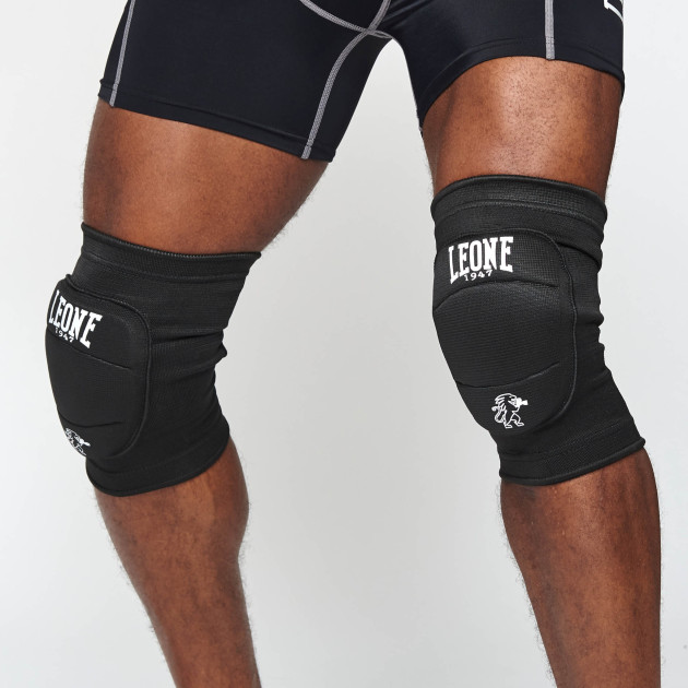 KNEE PADS